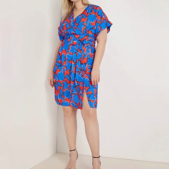 Eloquii Dresses & Skirts - Eloquii Dress Women’s Size 14 Red Blue Floral Wrap Short Sleeve Stretch Plus